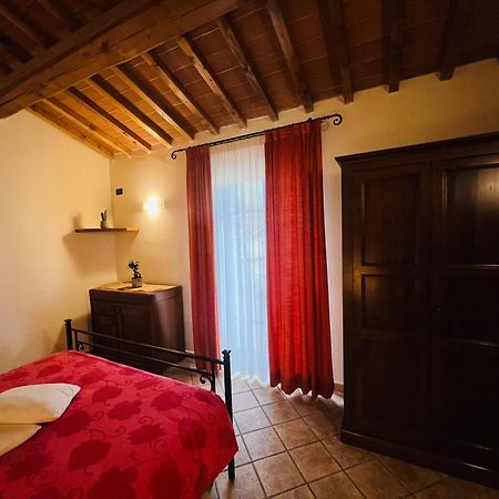 פייבה סנטו סטפנו Agriturismo Le Ceregne Bio מראה חיצוני תמונה